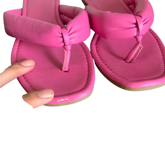 Vibrant Pink slip on Women's Sandals Size 6 - Picture 5 of 6